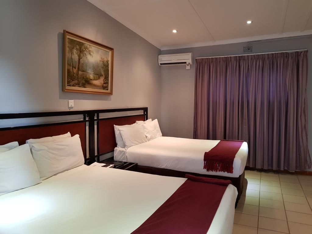 גאבורון Batho Pele Lodge מראה חיצוני תמונה